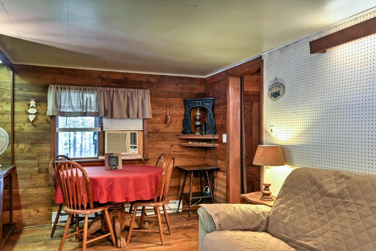 Rustic Bedford Cabin Near Hunting And Fishing Villa ภายนอก รูปภาพ