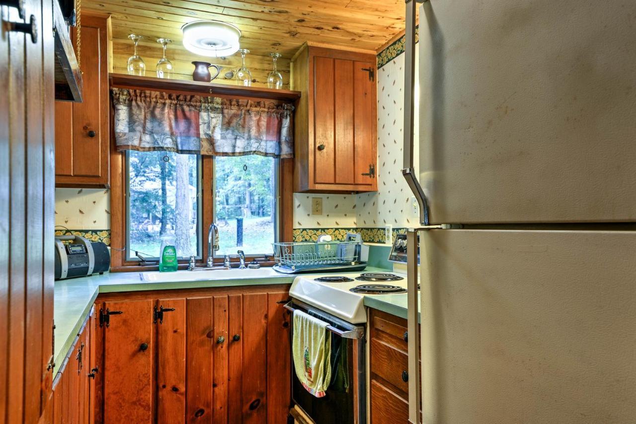 Rustic Bedford Cabin Near Hunting And Fishing Villa ภายนอก รูปภาพ